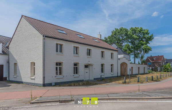 Gebouw voor gemengd gebruik te koop in Dilsen-Stokkem