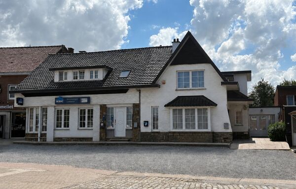 Gebouw voor gemengd gebruik te koop in Heers