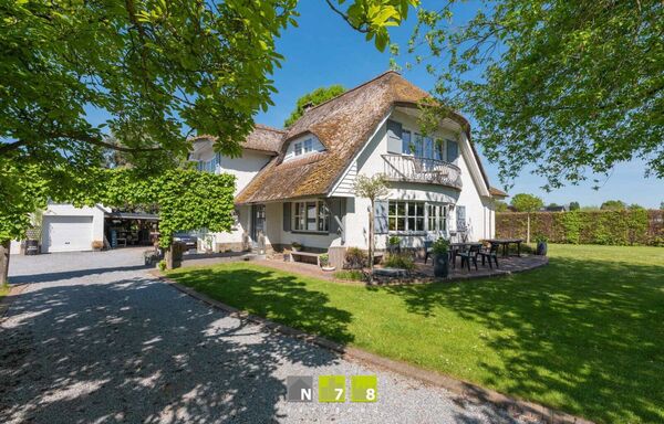 Gebouw voor gemengd gebruik te koop in Lanaken
