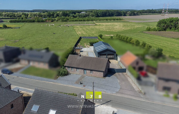 Gebouw voor gemengd gebruik te koop in Maaseik