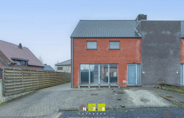 Gebouw voor gemengd gebruik te koop in meeuwen