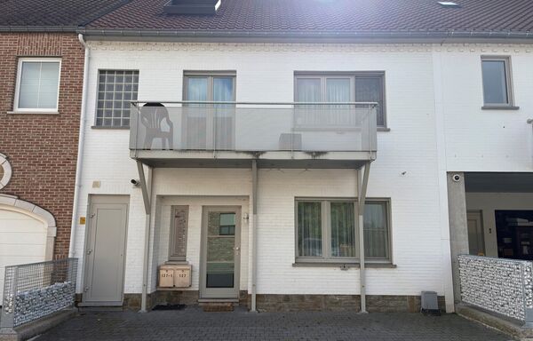 Gelijkvloerse verd. + tuin te koop in Heers