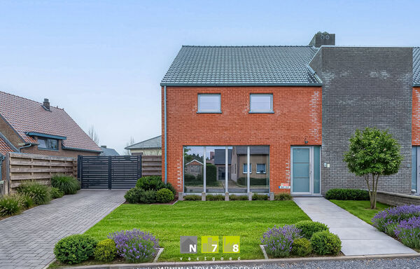 Huis te koop in meeuwen