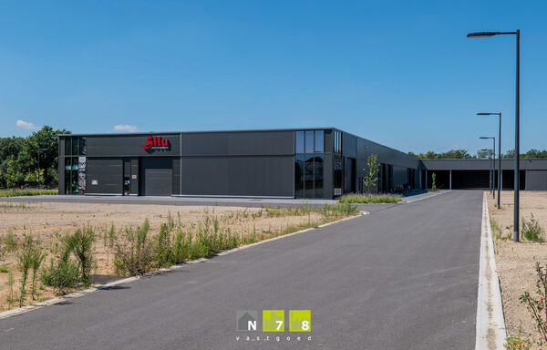 Industrieel gebouw te huur in Maaseik