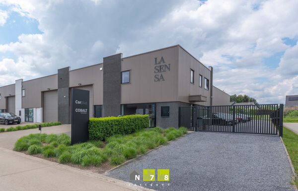 Industrieel gebouw te koop in Dilsen-Stokkem