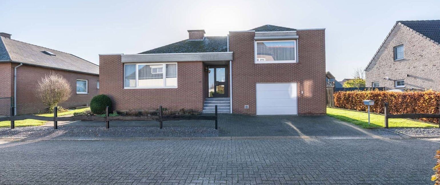 Appartement te koop in Maaseik