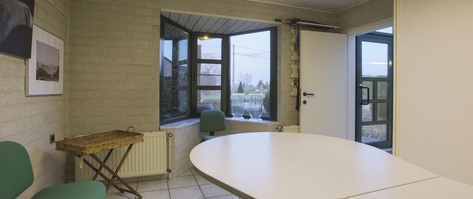 Bedrijfsgebouw te koop in Dilsen-Stokkem