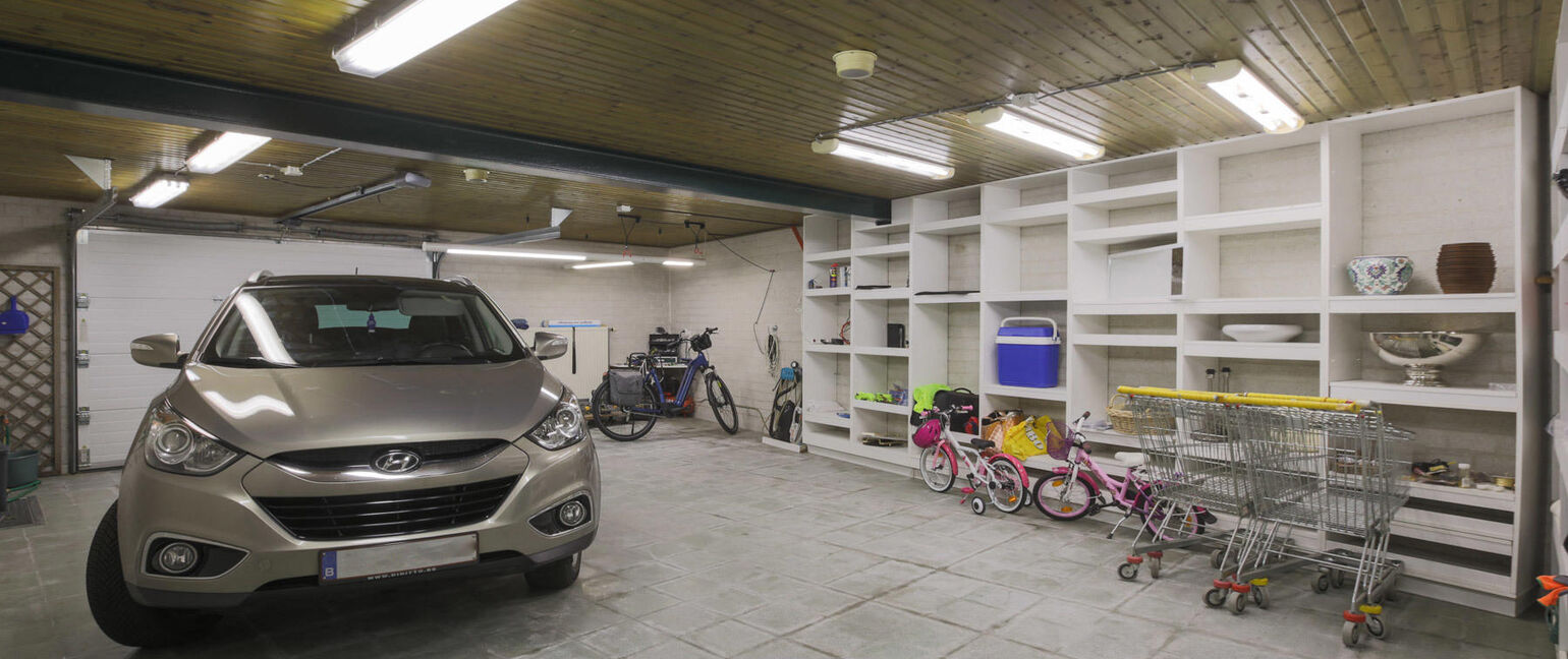 Bedrijfsgebouw te koop in Dilsen-Stokkem