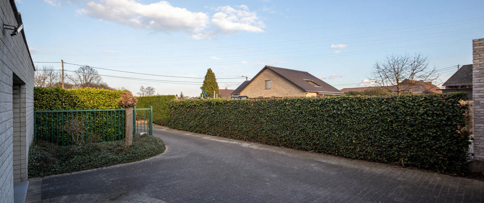 Bedrijfsgebouw te koop in Dilsen-Stokkem