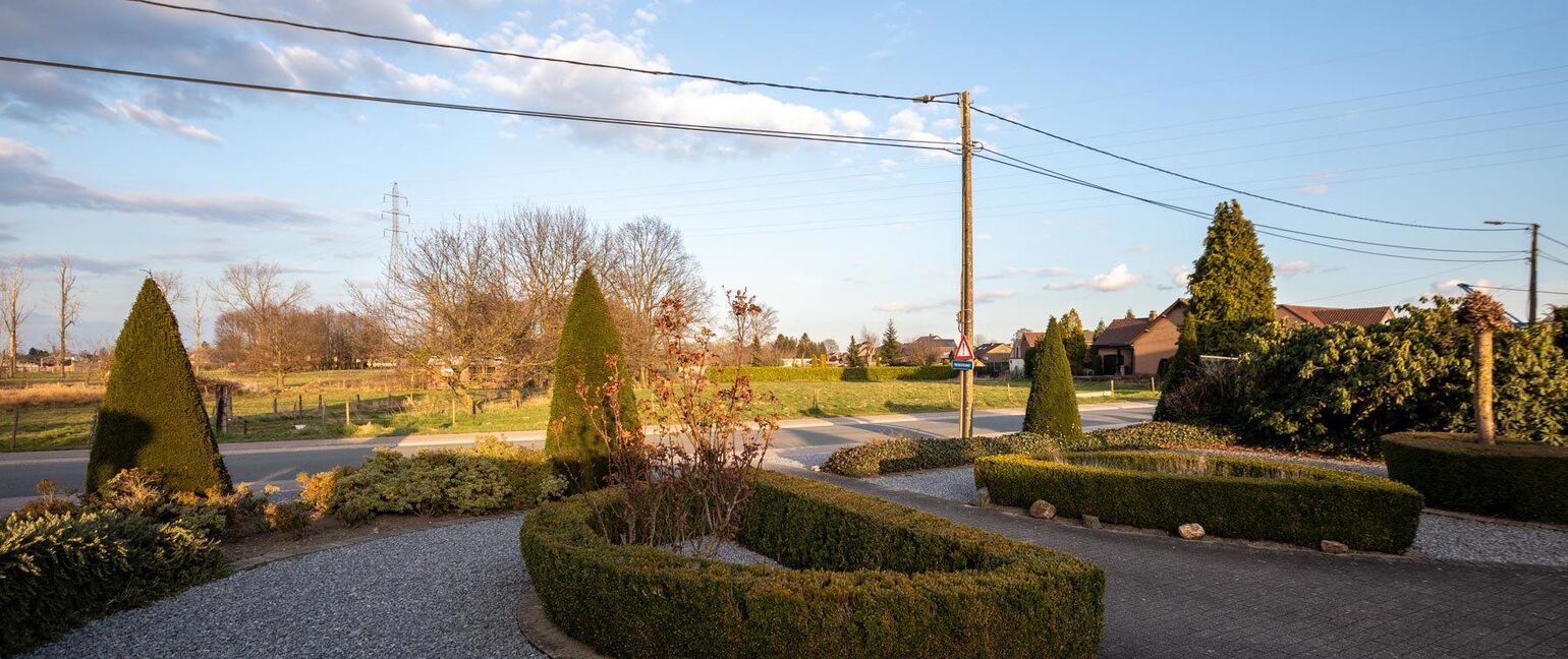 Bedrijfsgebouw te koop in Dilsen-Stokkem