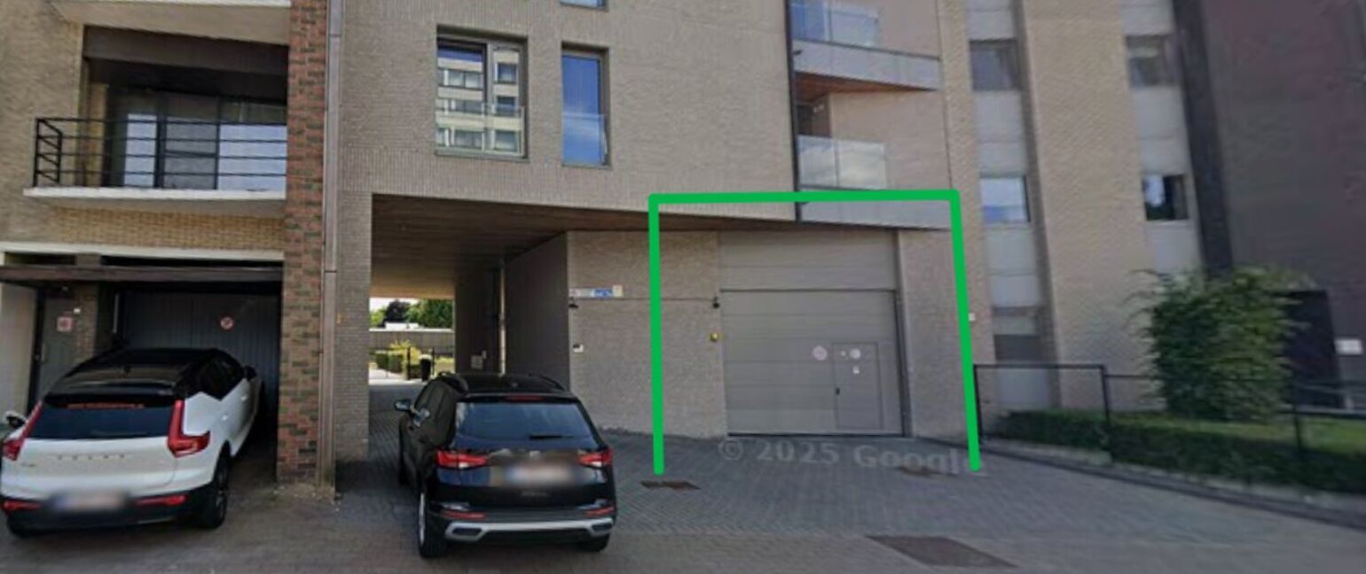 Binnenstaanplaats te huur in Genk