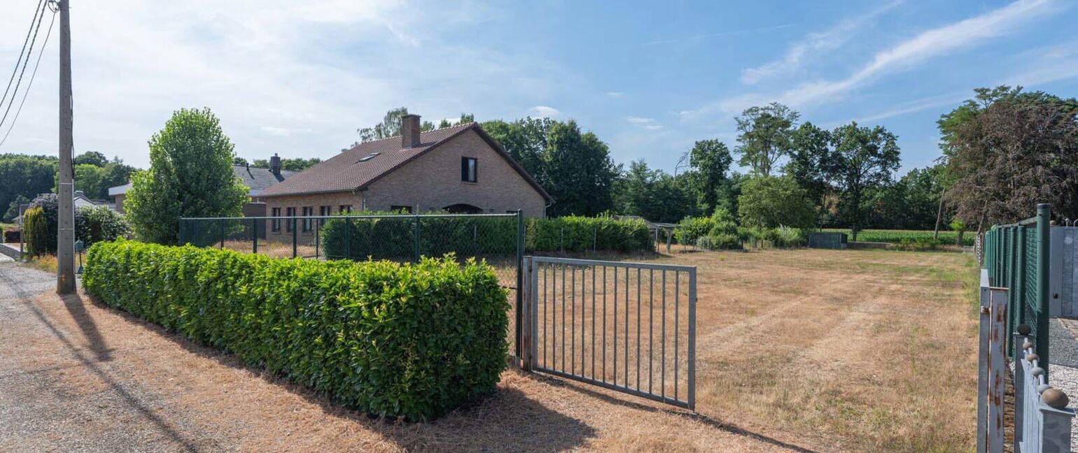Bouwgrond te koop in Dilsen-Stokkem