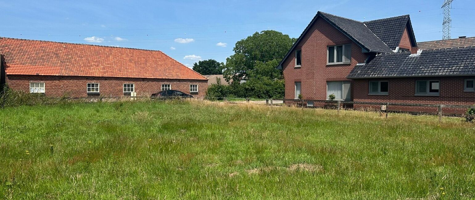 Bouwgrond te koop in Kinrooi