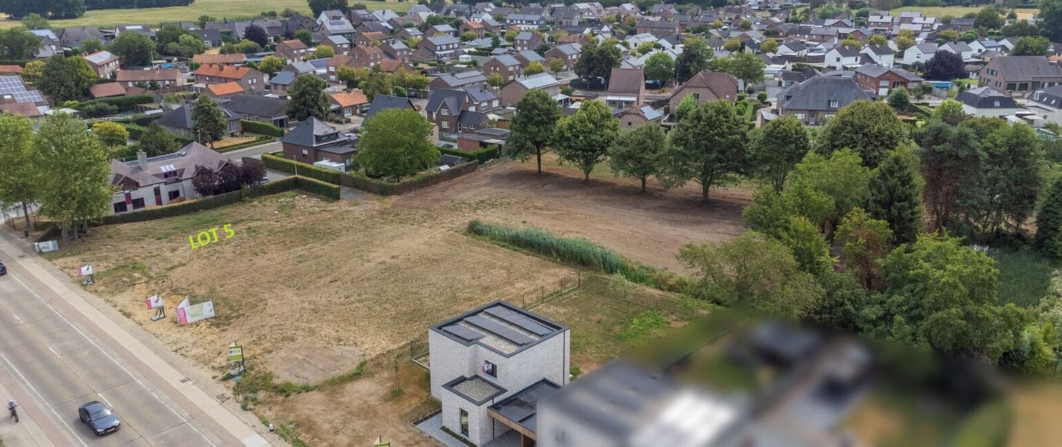 Bouwgrond te koop in Maaseik
