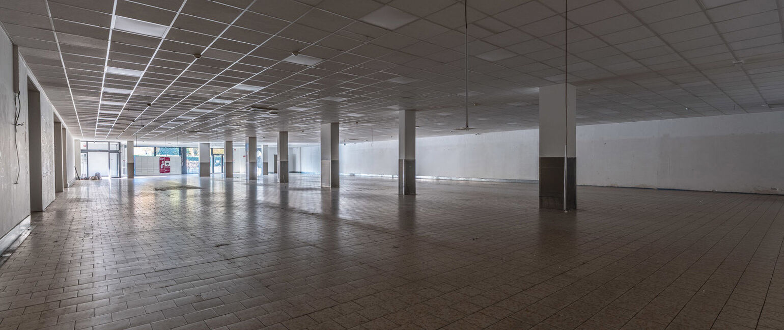 Commercieel gelijkvloers te huur in Dilsen-Stokkem