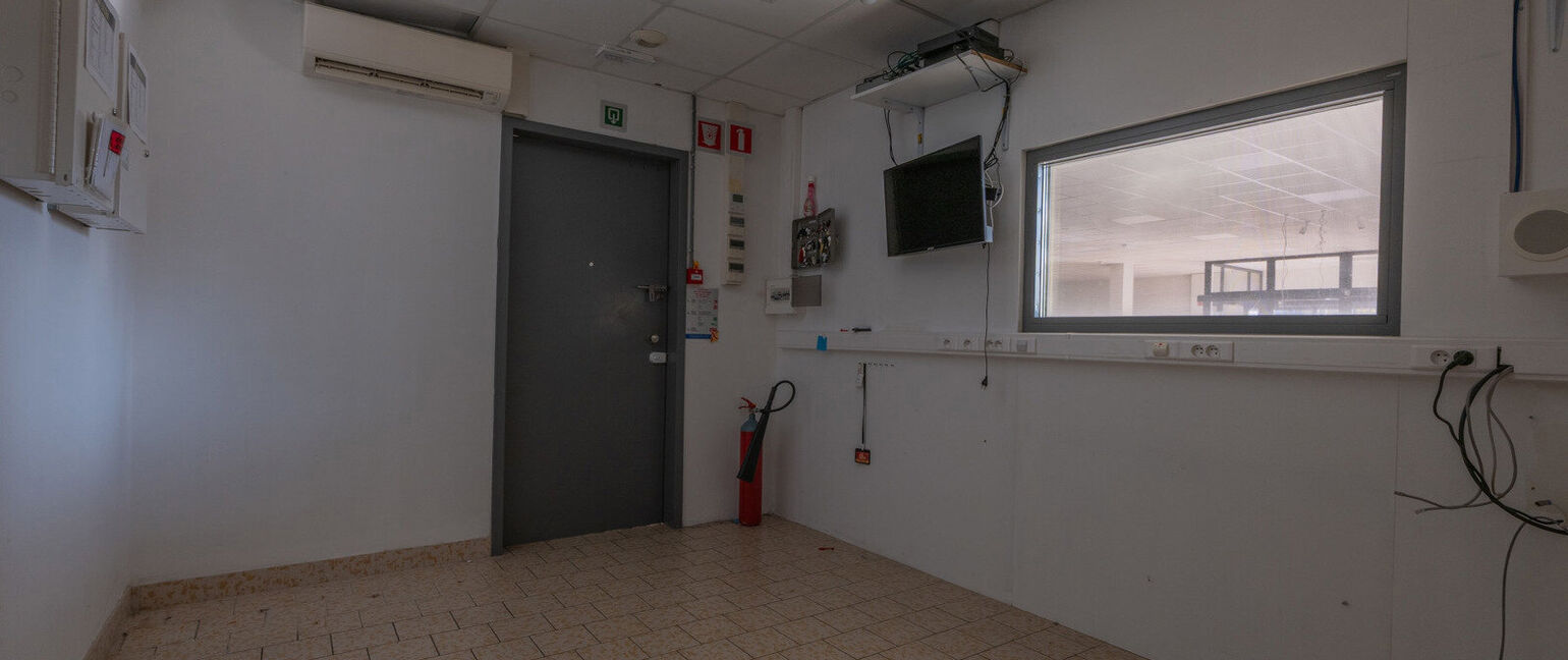 Commercieel gelijkvloers te huur in Dilsen-Stokkem