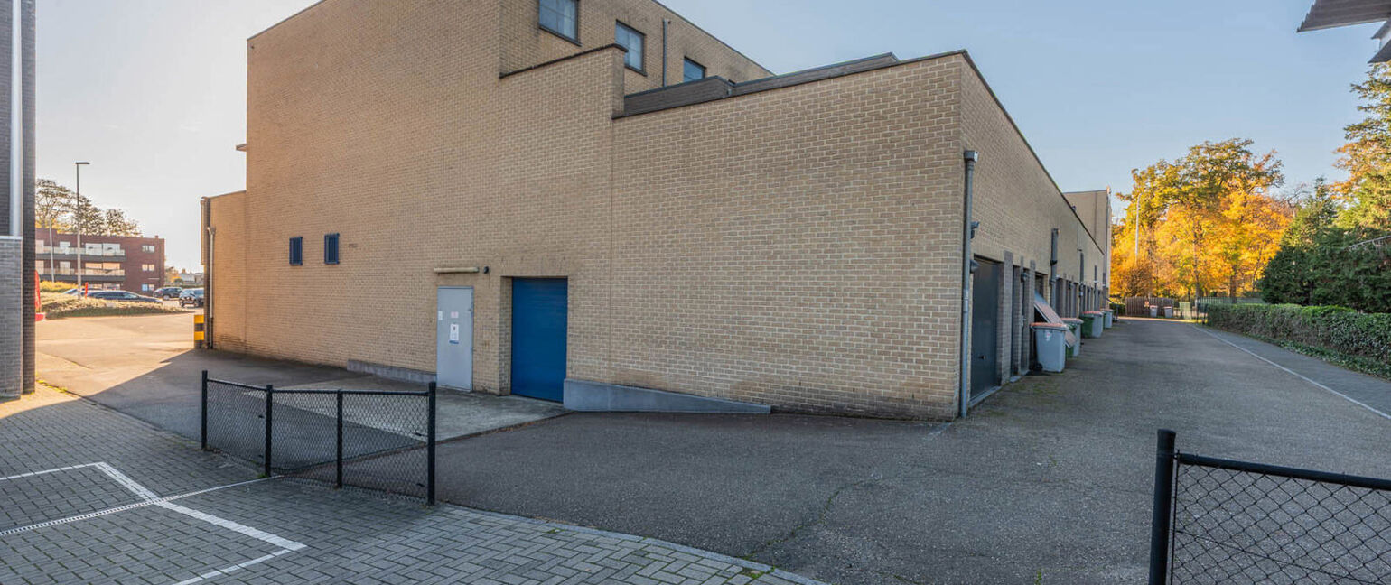 Commercieel gelijkvloers te huur in Dilsen-Stokkem