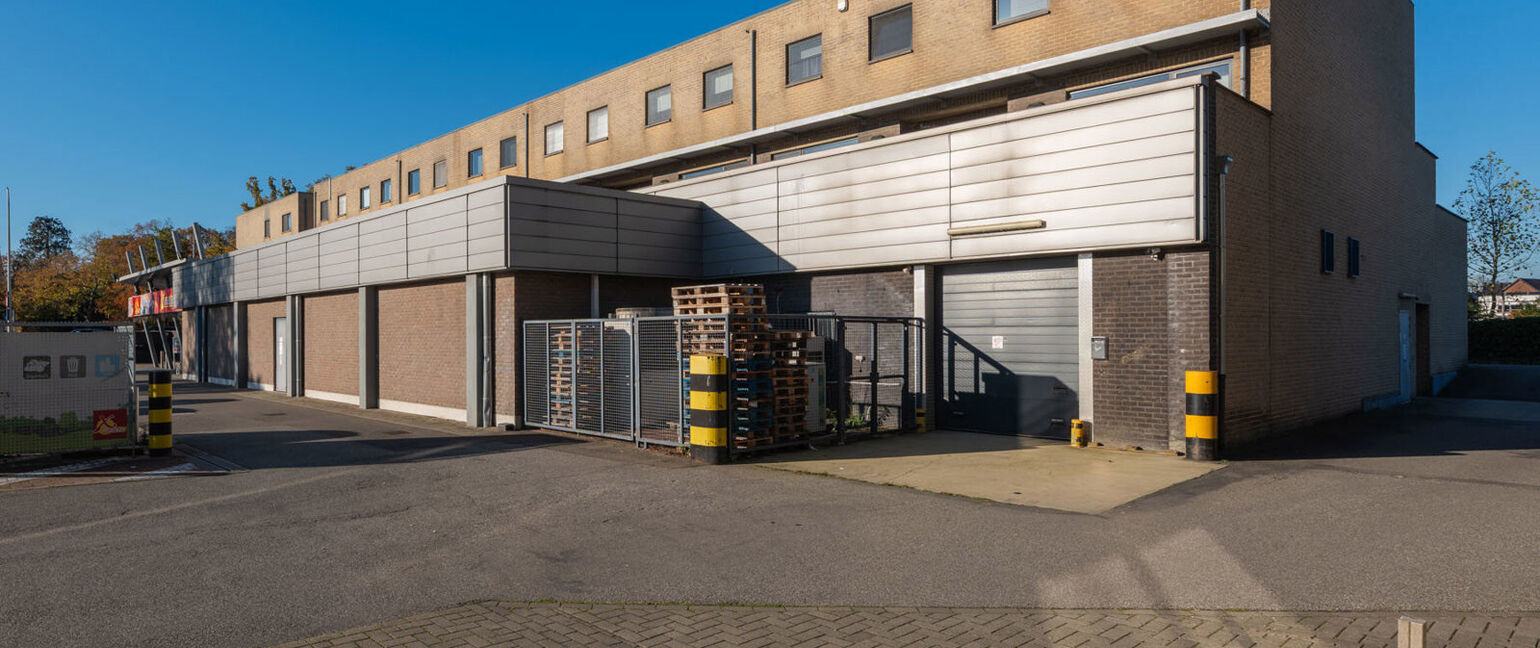 Commercieel gelijkvloers te koop in Dilsen-Stokkem