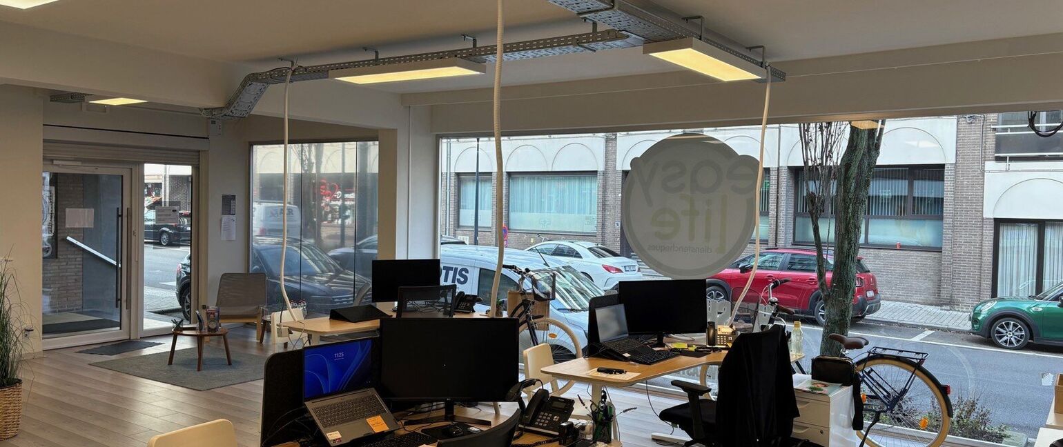 Commercieel gelijkvloers te koop in Sint-Truiden