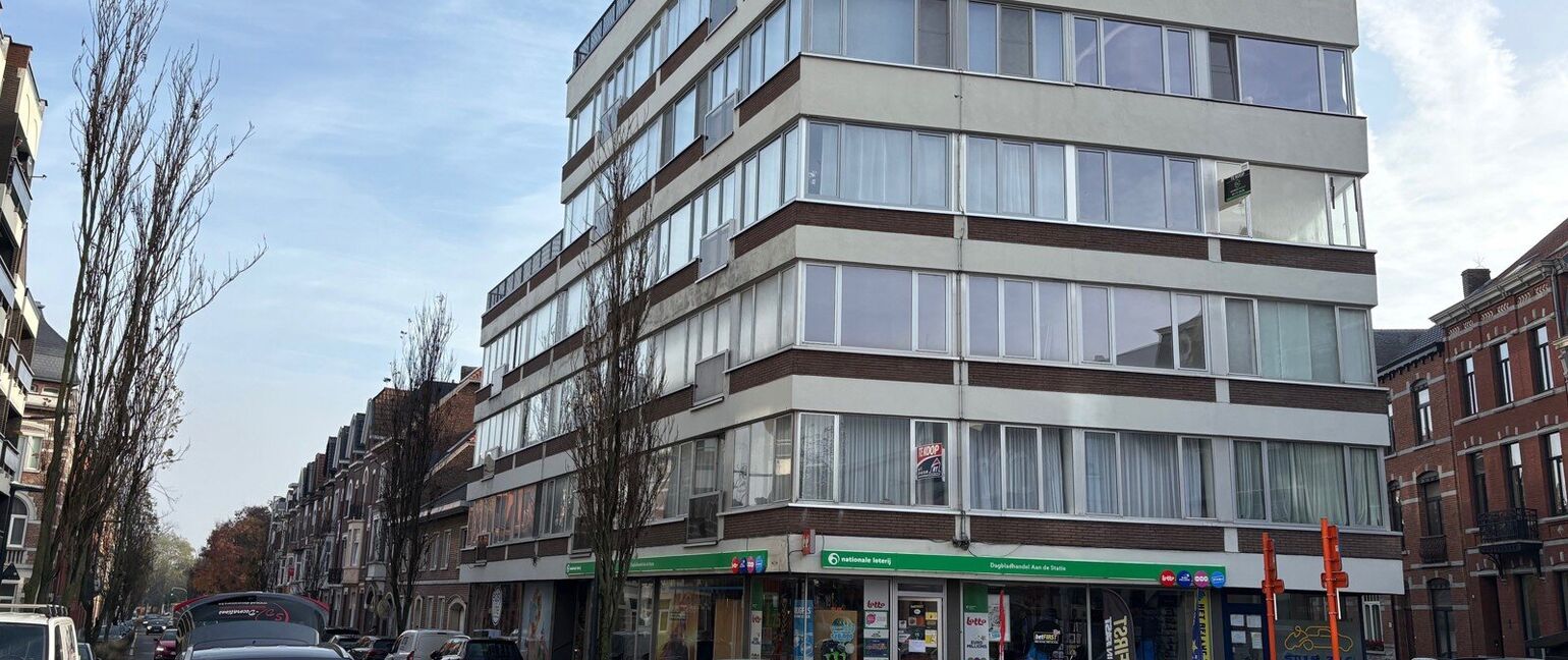 Commercieel gelijkvloers te koop in Sint-Truiden