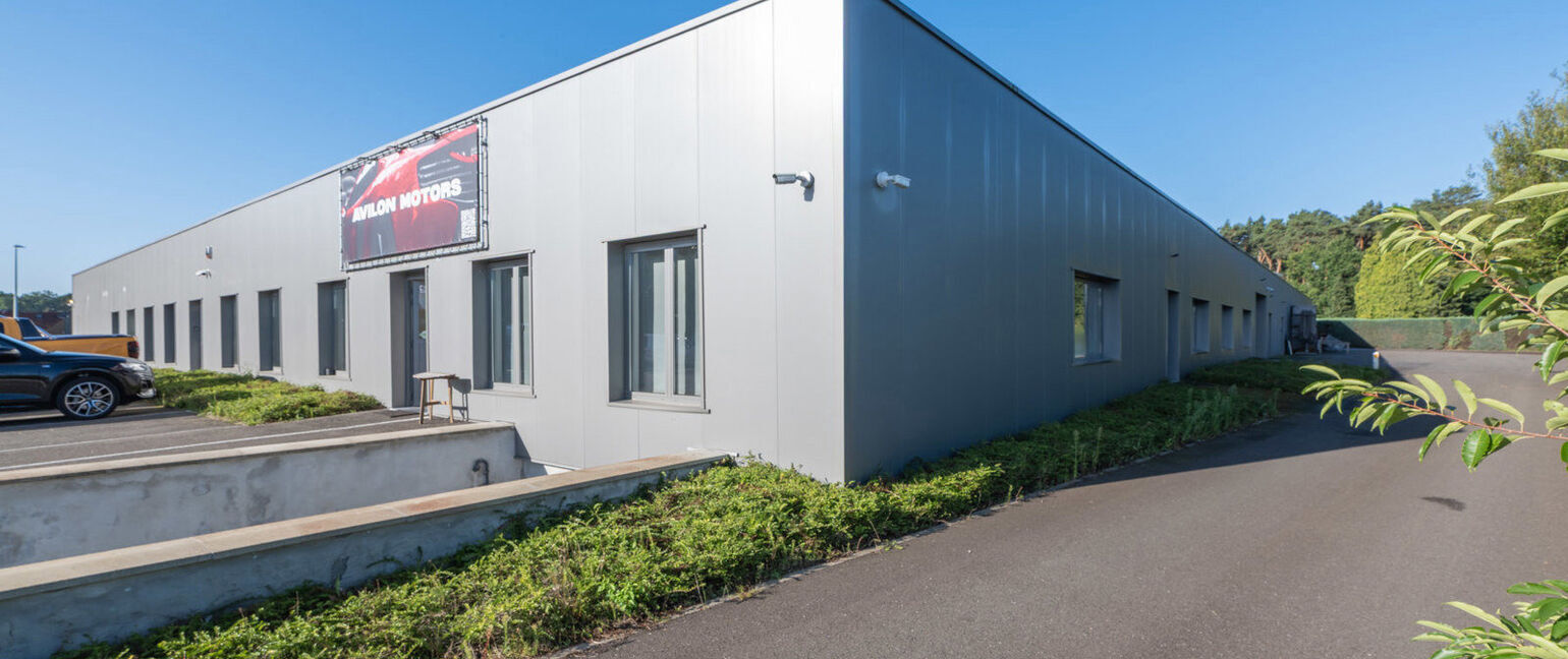 Gebouw voor gemengd gebruik te huur in Dilsen-Stokkem