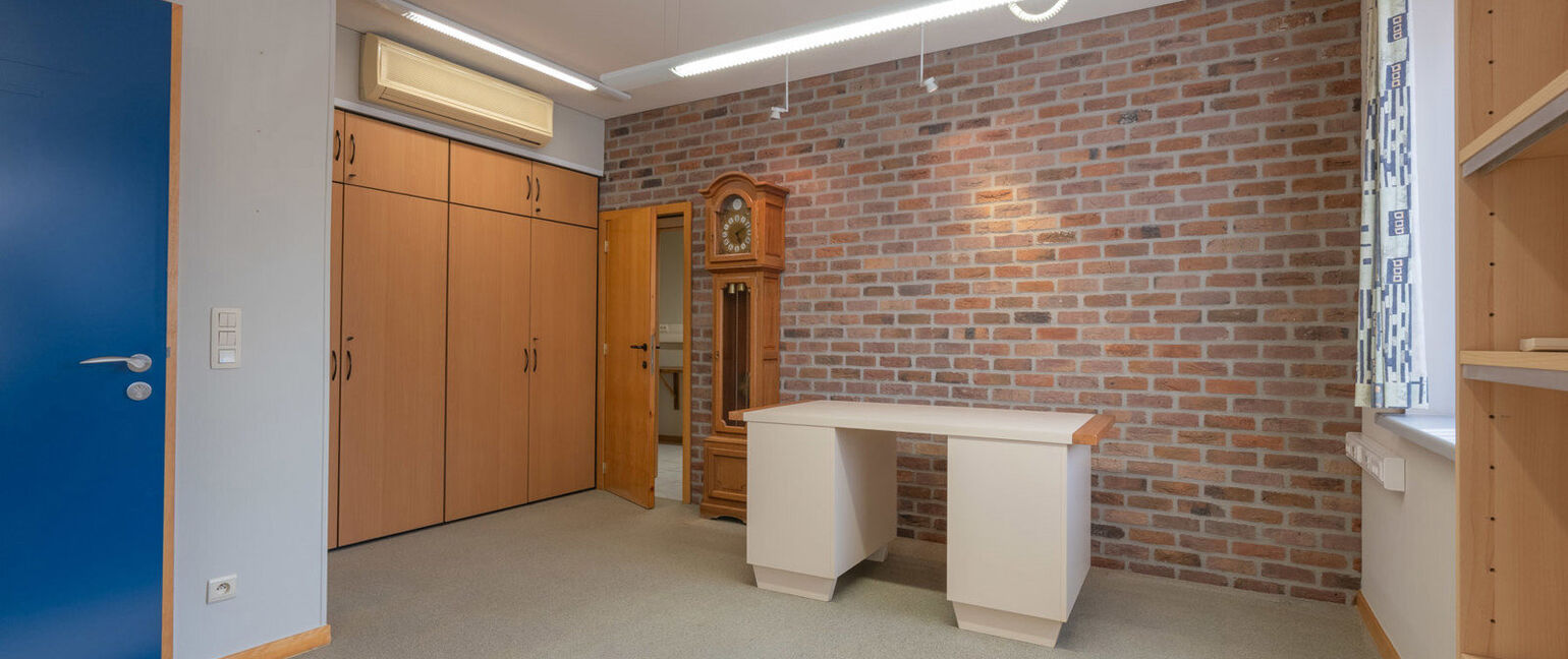 Gebouw voor gemengd gebruik te koop in Bree