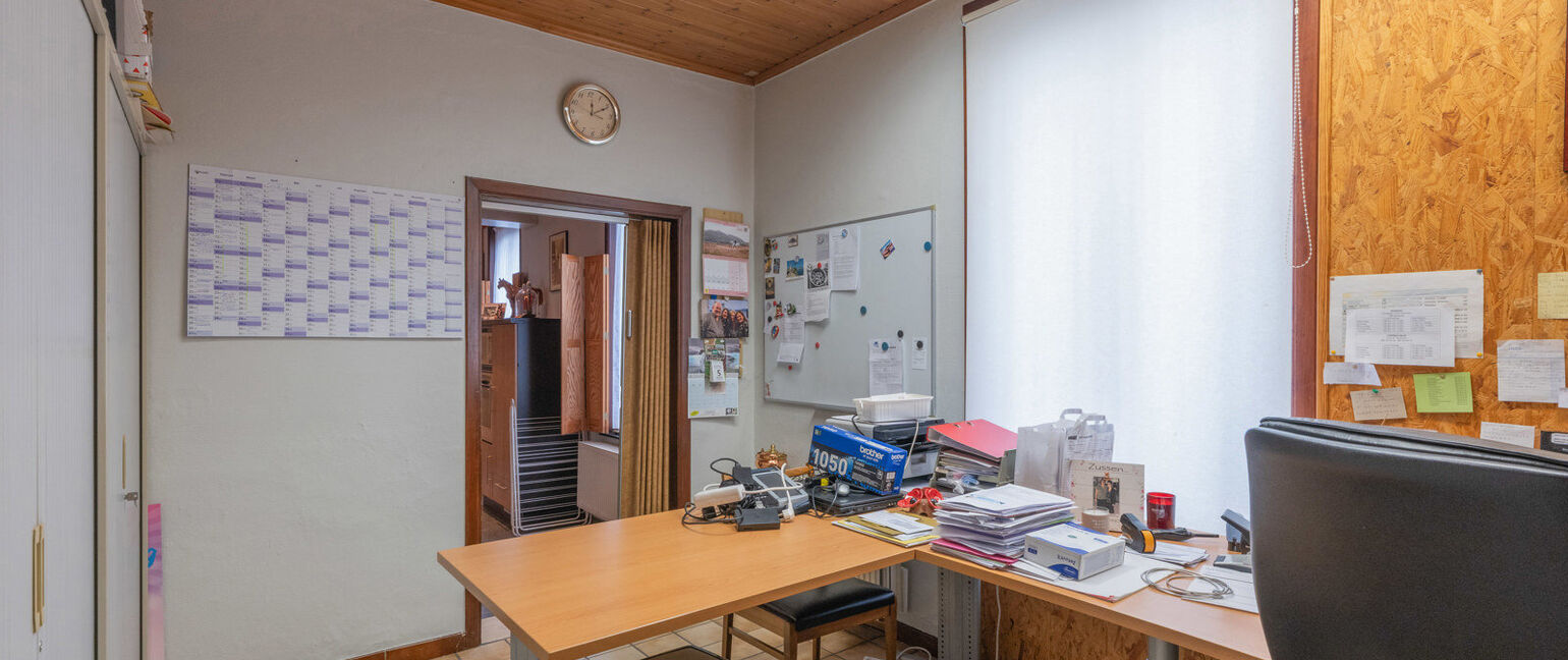 Gebouw voor gemengd gebruik te koop in Bree