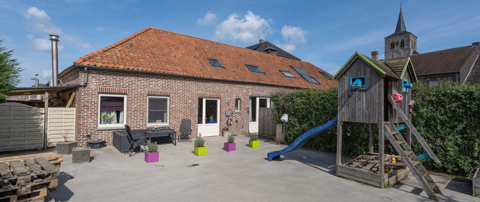 Gebouw voor gemengd gebruik te koop in Bree