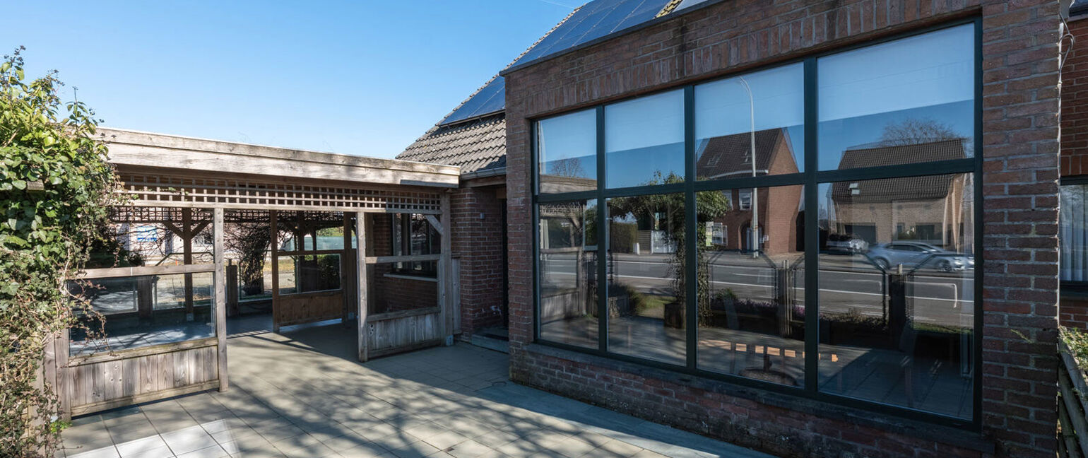 Gebouw voor gemengd gebruik te koop in Dilsen-Stokkem
