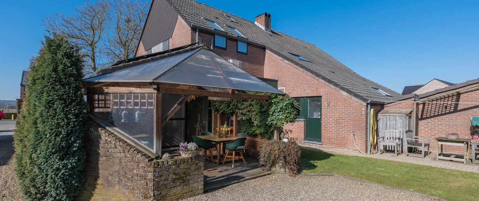 Gebouw voor gemengd gebruik te koop in Dilsen-Stokkem