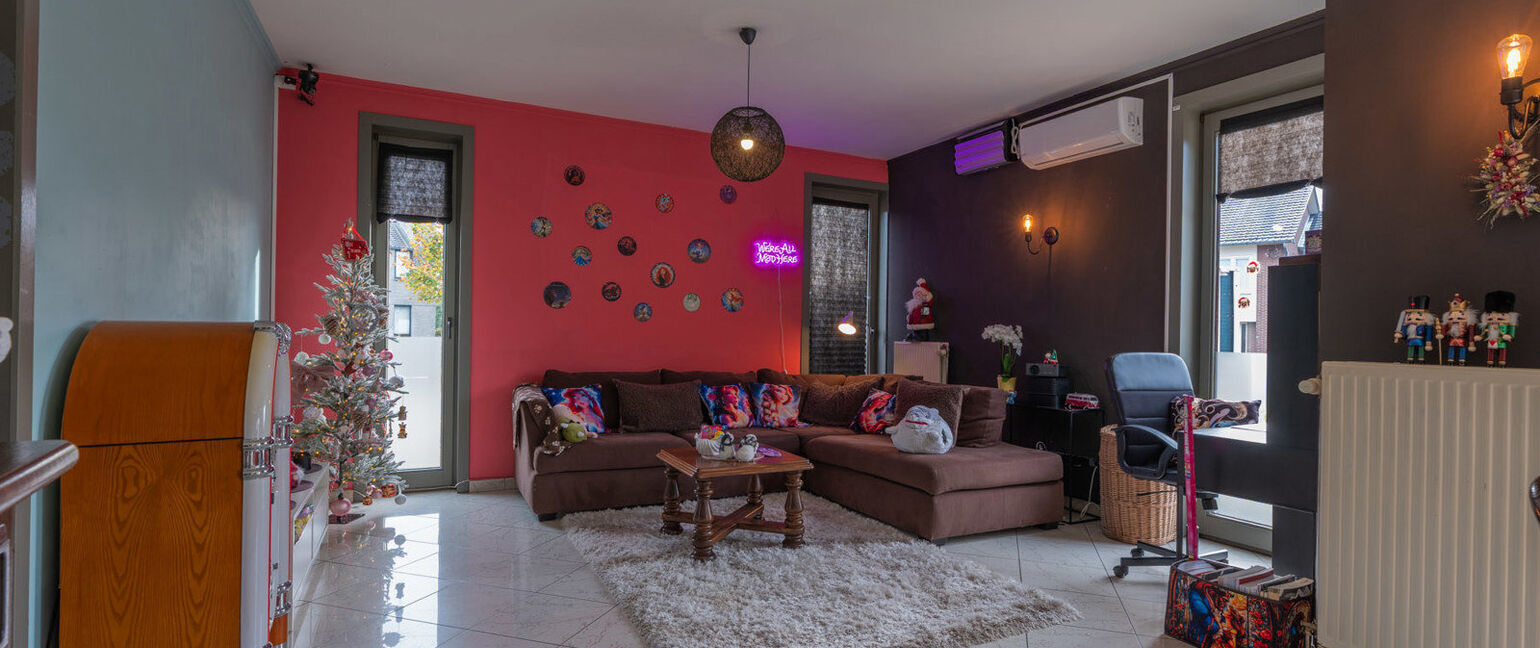 Gebouw voor gemengd gebruik te koop in Dilsen-Stokkem