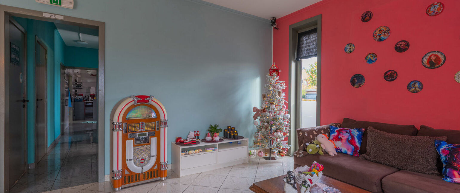 Gebouw voor gemengd gebruik te koop in Dilsen-Stokkem