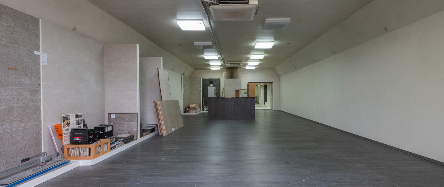 Gebouw voor gemengd gebruik te koop in Dilsen-Stokkem
