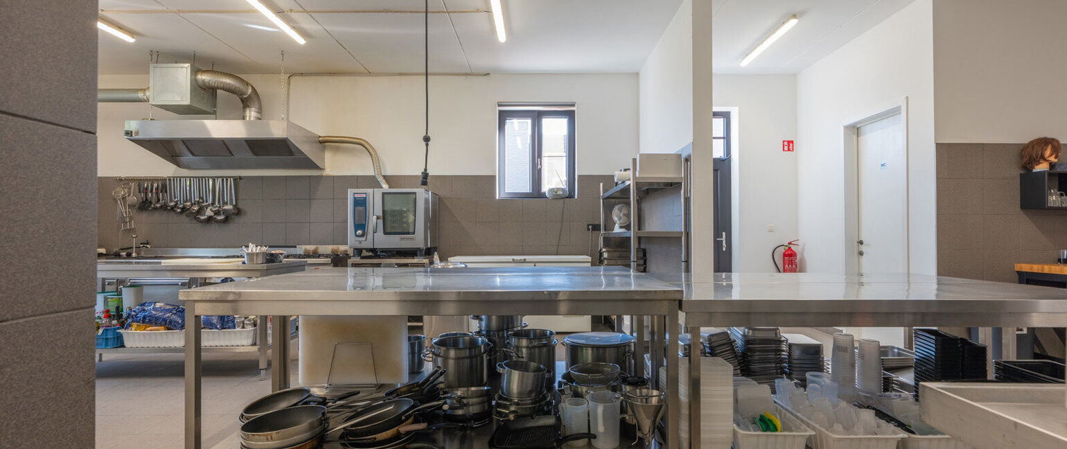 Gebouw voor gemengd gebruik te koop in Dilsen-Stokkem