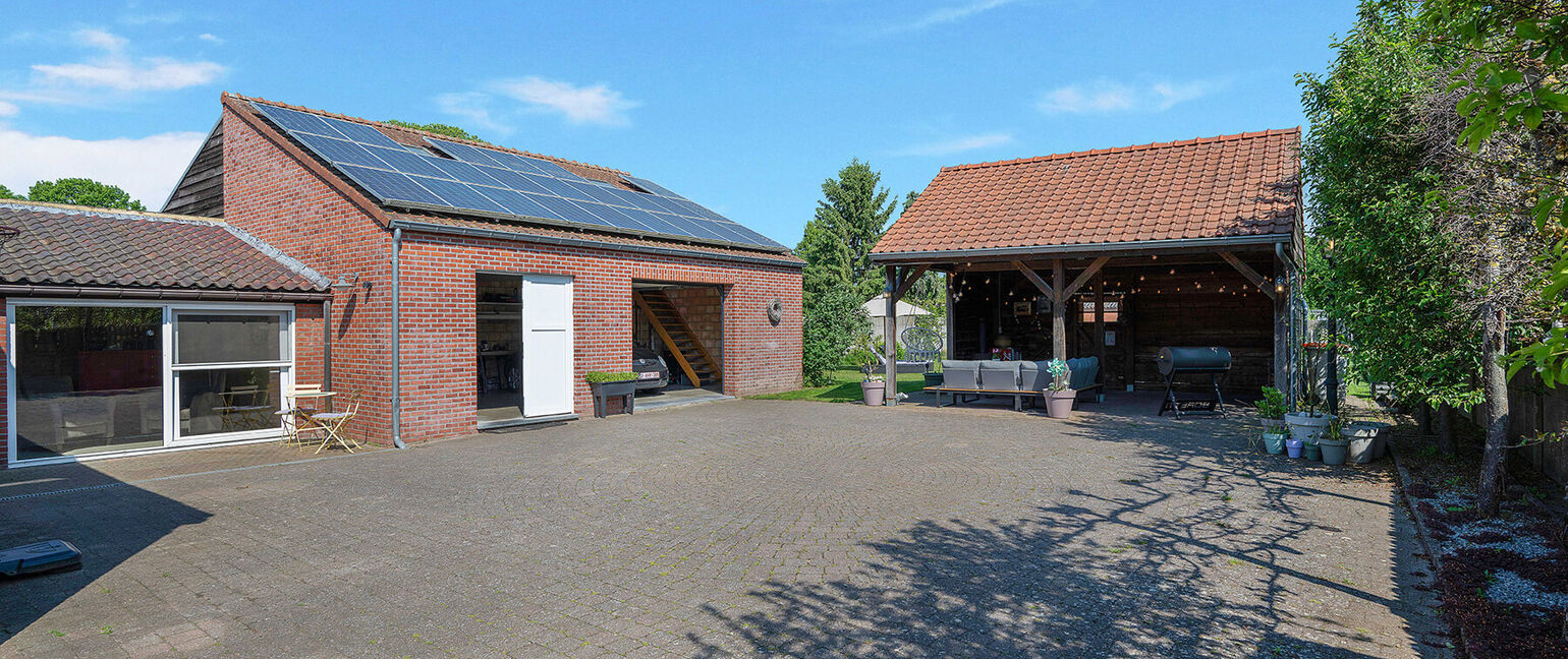 Gebouw voor gemengd gebruik te koop in Dilsen-Stokkem
