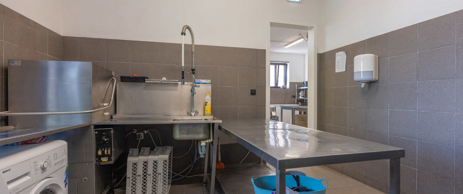 Gebouw voor gemengd gebruik te koop in Dilsen-Stokkem