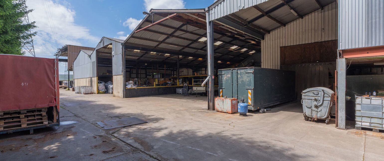 Gebouw voor gemengd gebruik te koop in Dilsen-Stokkem