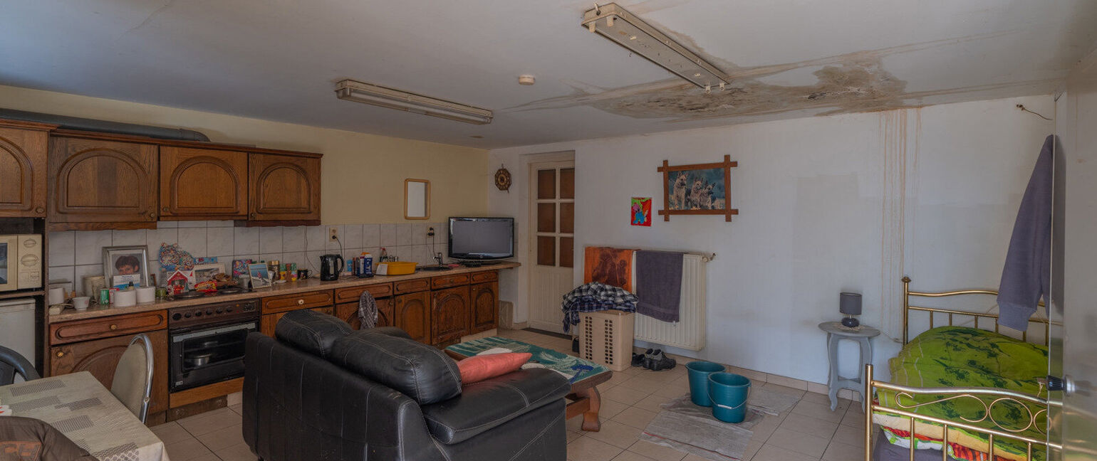 Gebouw voor gemengd gebruik te koop in Dilsen-Stokkem