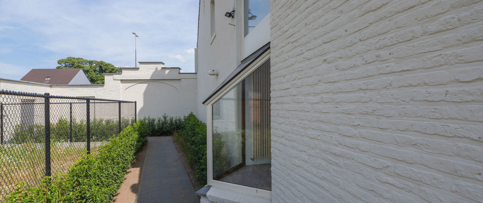 Gebouw voor gemengd gebruik te koop in Dilsen-Stokkem