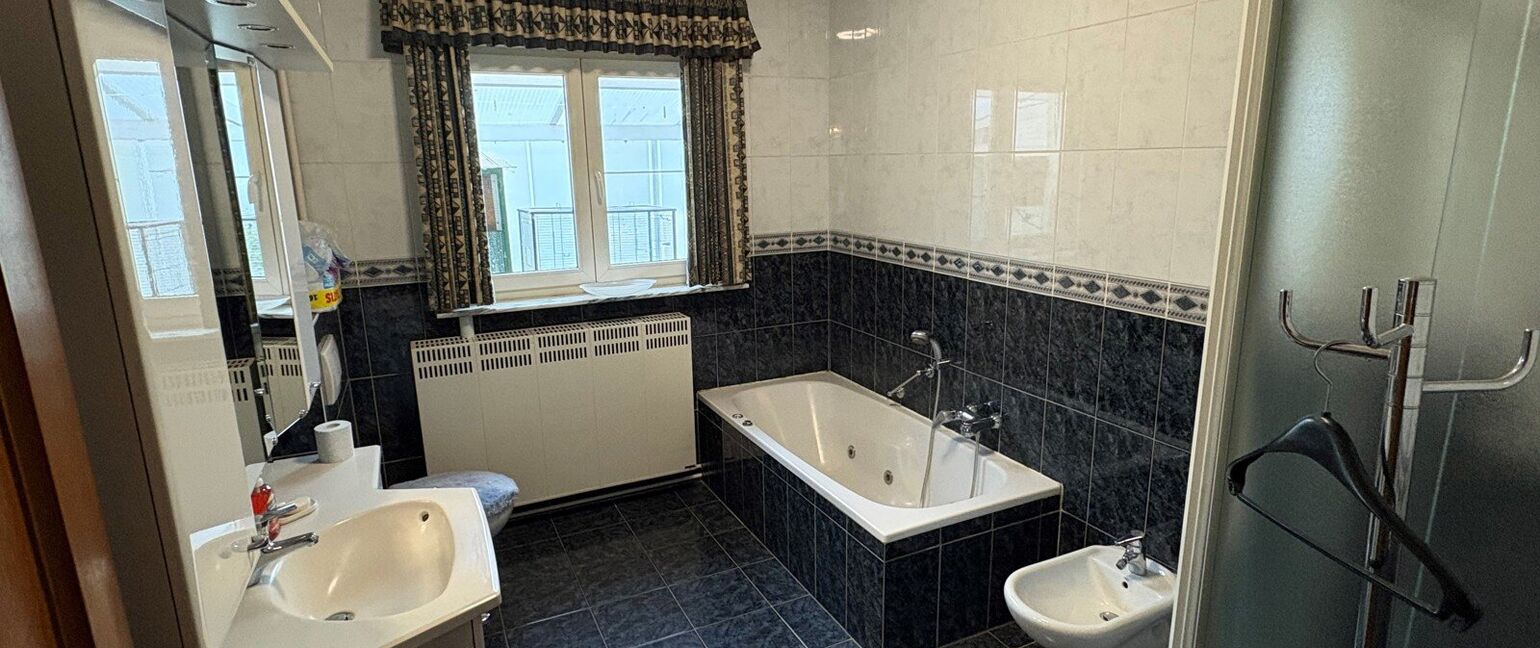 Gebouw voor gemengd gebruik te koop in Halen