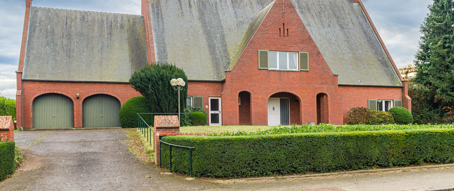 Gebouw voor gemengd gebruik te koop in Heers