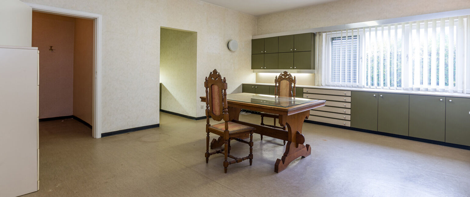 Gebouw voor gemengd gebruik te koop in Heers