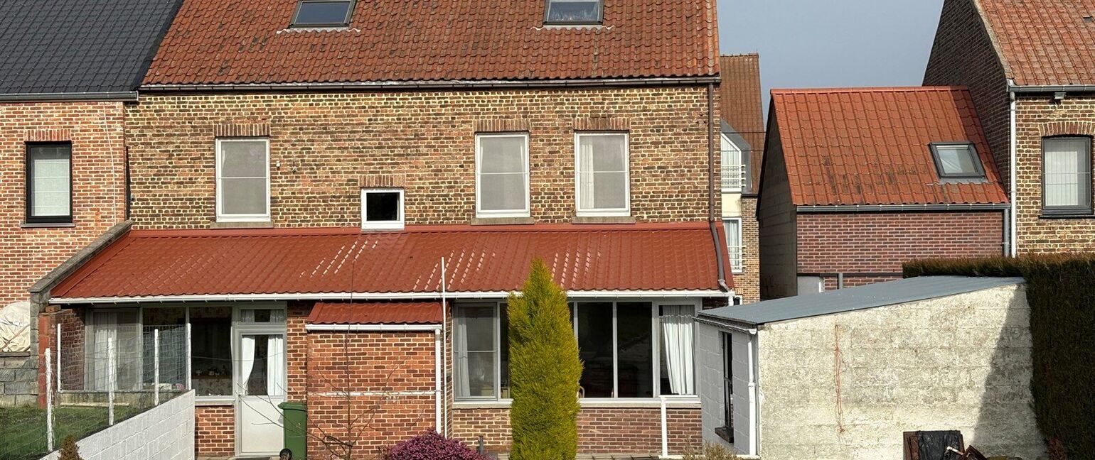 Gebouw voor gemengd gebruik te koop in Heers