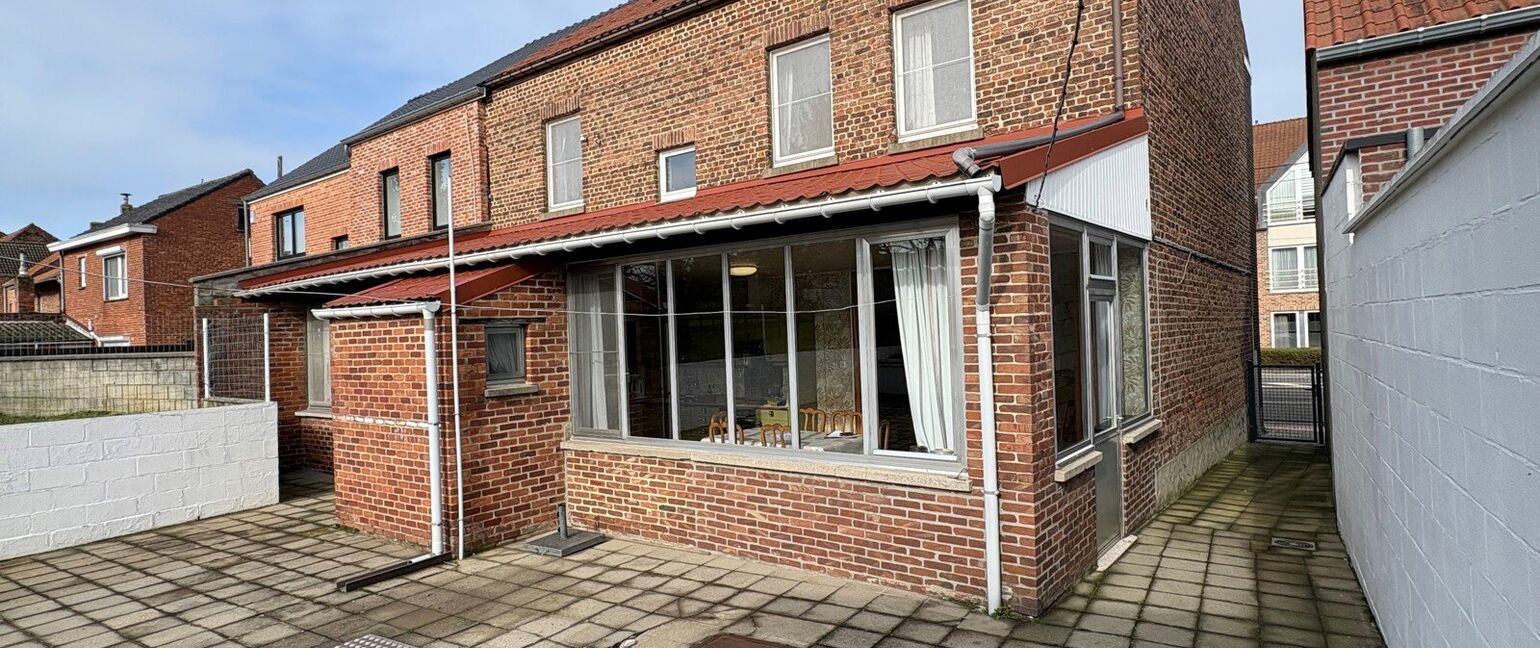 Gebouw voor gemengd gebruik te koop in Heers