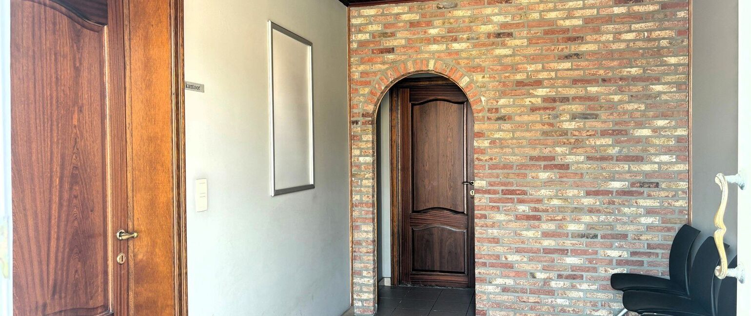 Gebouw voor gemengd gebruik te koop in Heers