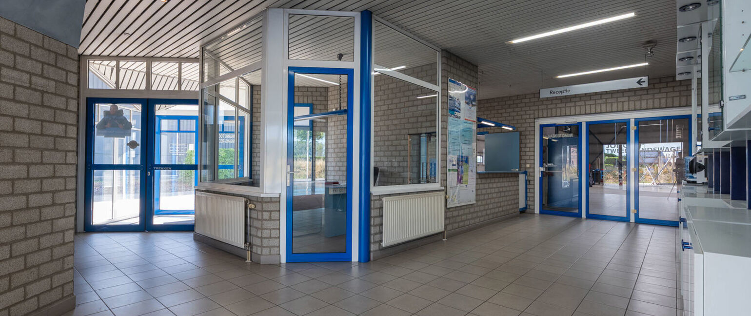 Gebouw voor gemengd gebruik te koop in Kinrooi