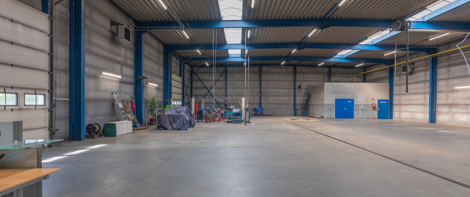 Gebouw voor gemengd gebruik te koop in Kinrooi