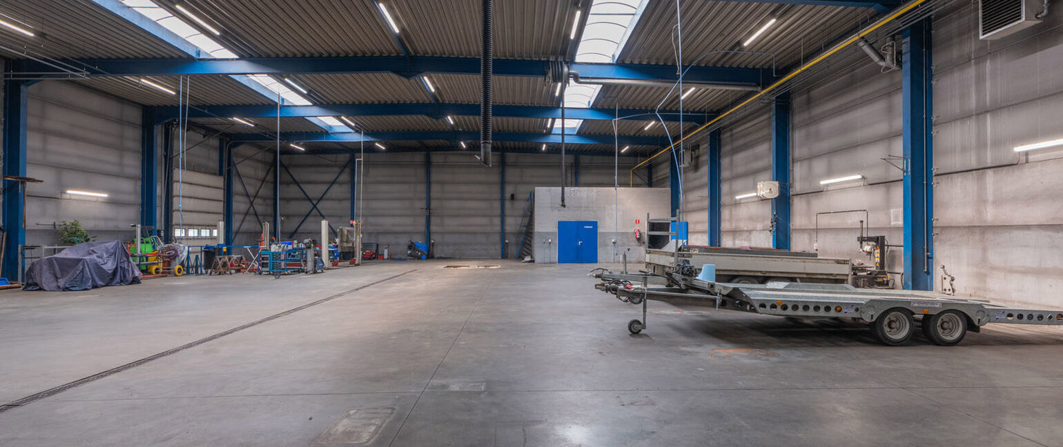 Gebouw voor gemengd gebruik te koop in Kinrooi