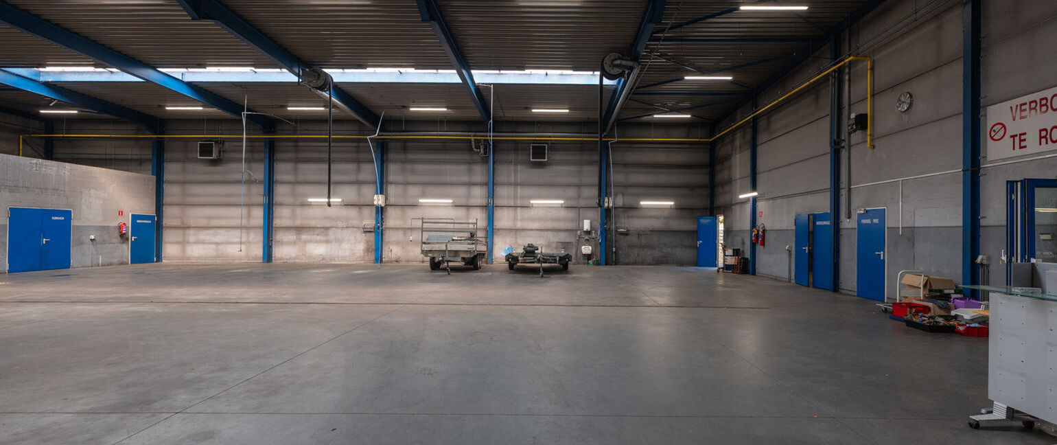 Gebouw voor gemengd gebruik te koop in Kinrooi