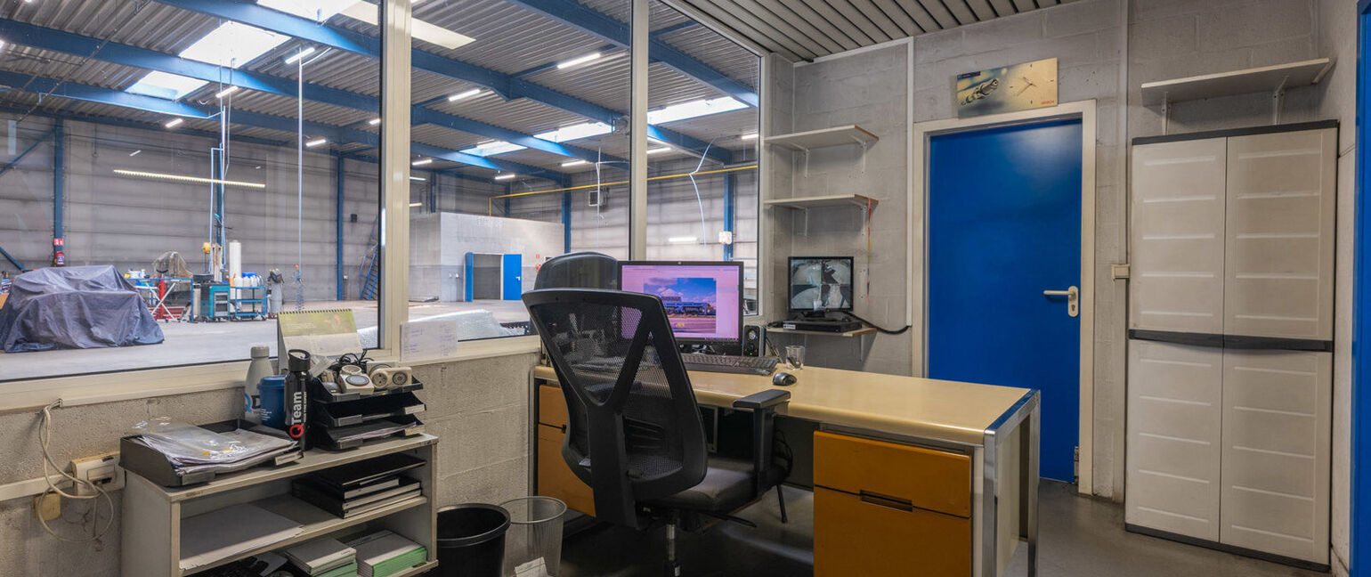 Gebouw voor gemengd gebruik te koop in Kinrooi